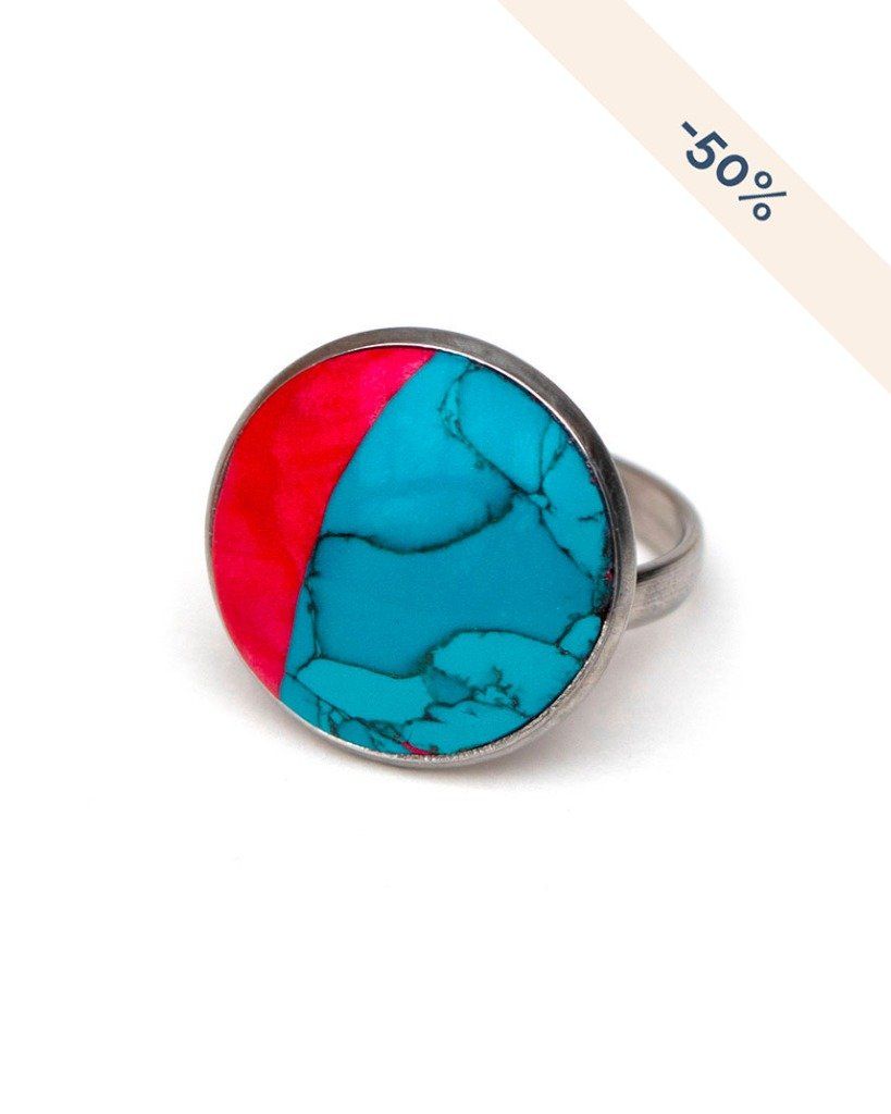 Grande bague ajustable imitation turquoise et rouge - modèle unique - Promotions sur les anciennes collections